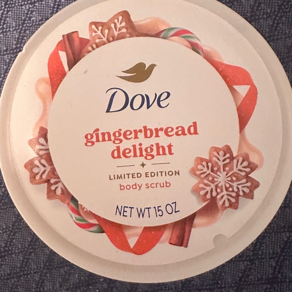 Dove Gingerbread Delight Limited Edition Holiday Treats Body Scrub 15 oz NEW